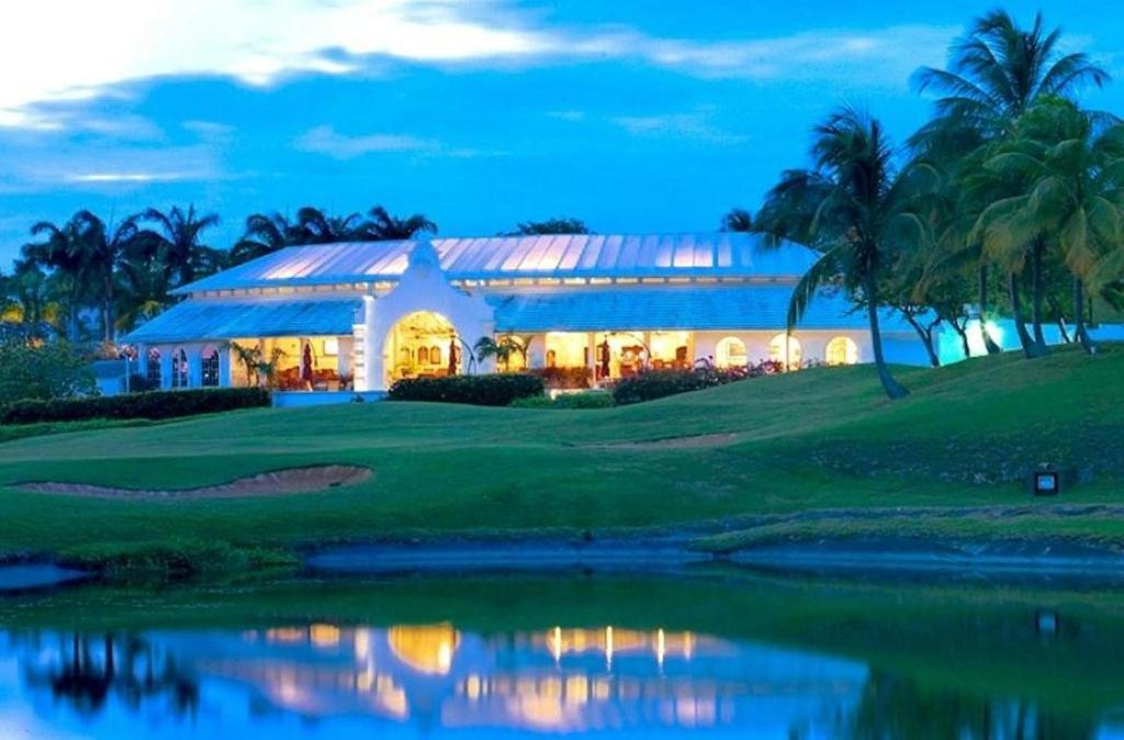Coconut Grove 1, Luxury Villa By Island Villas Saint James Bilik gambar